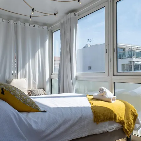 2-br Rooftop In Palm 2-min Walk To Beaches Apartment *