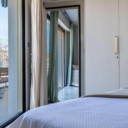 2-br Rooftop In Palm 2-min Walk To Beaches *